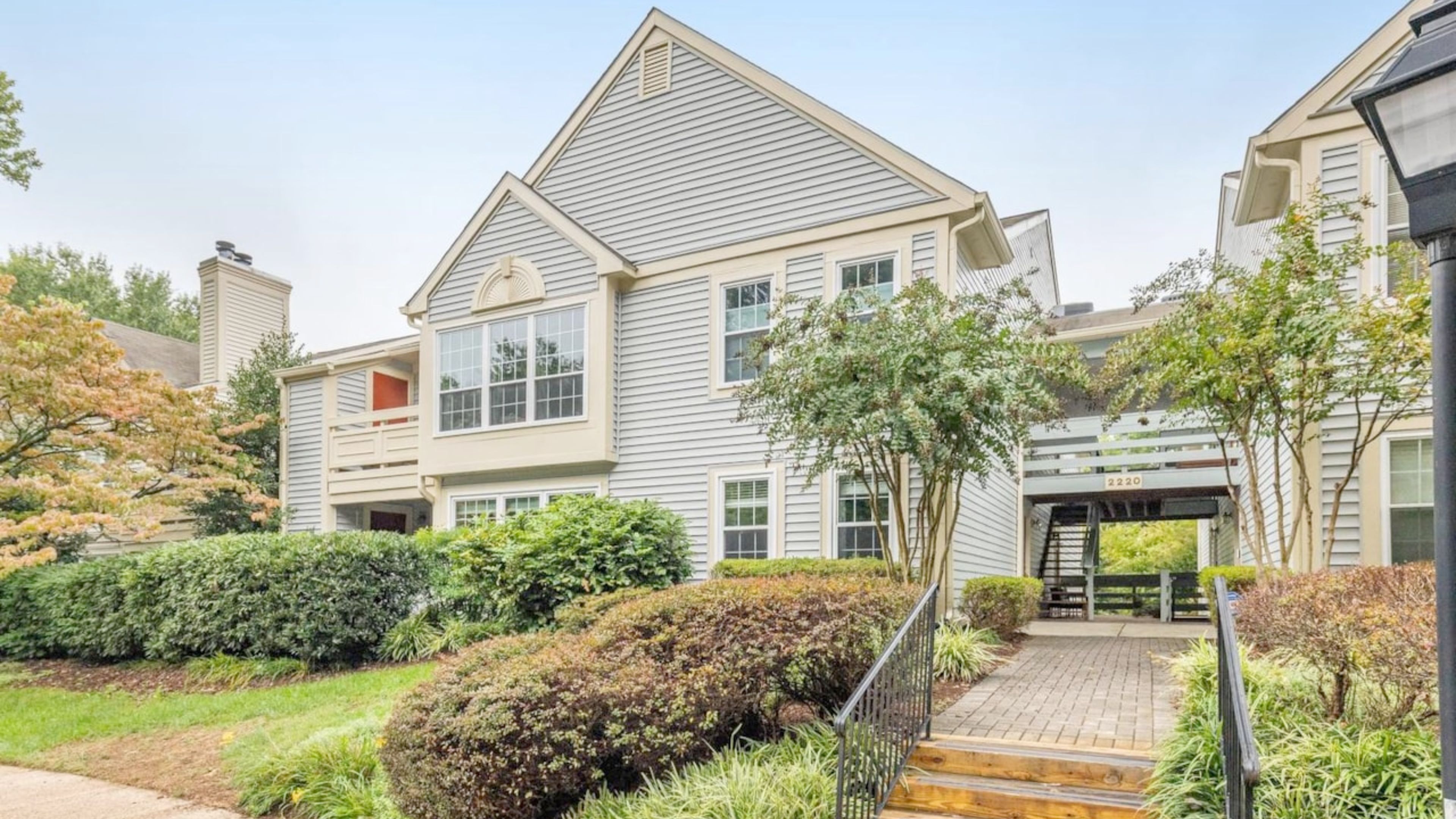 2220 Springwood Dr APT I